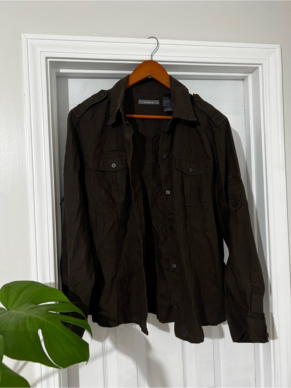 Liz Claiborne Brown Long-Sleeve Button-Down Utility Shirt